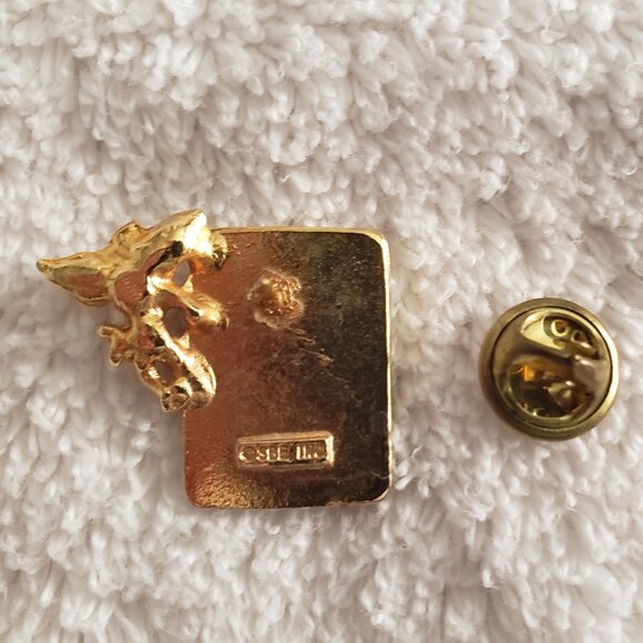 Vintage Pin Metal Bingo Card for Good Luck - Picture 4 of 5